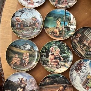 10 limited Edition, Hummel Calendar Plates.New Condition